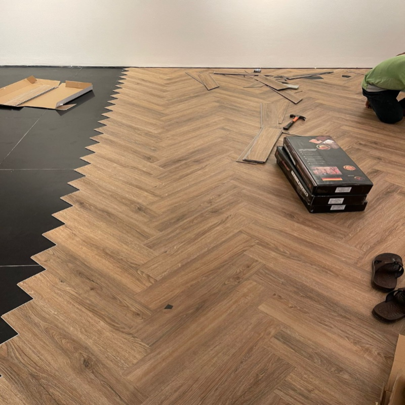 Waterproof SPC parquet flooring-أرضيات باركية SPC مقاوم للماء